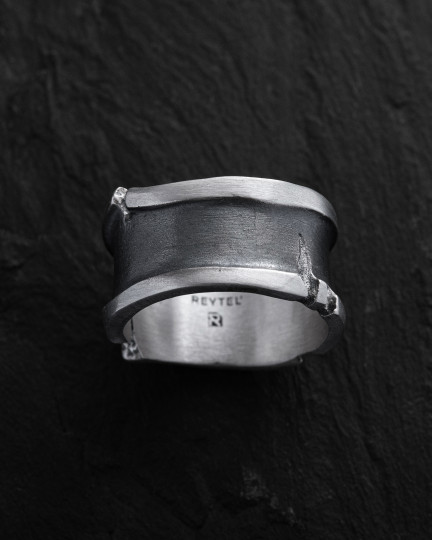 Серебряный кольцо RIFT / Кольца + 3