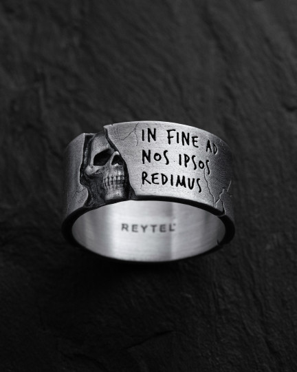 Серебряный кольцо REVERTO / Кольца