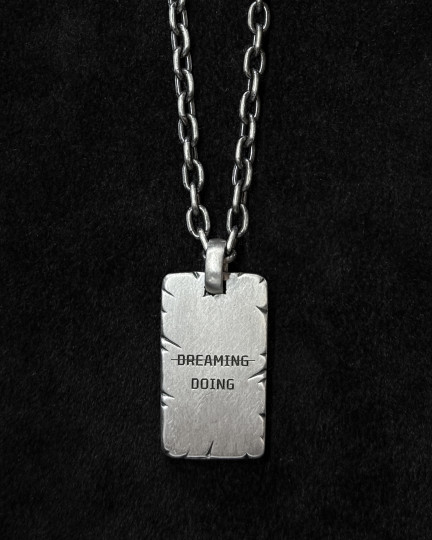 Серебряный жетон   ̶D̶R̶E̶A̶M̶I̶N̶G̶  DOING / Кулоны + 2