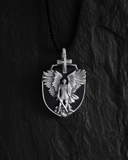 Серебряный кулон ARCHANGEL MICHAEL (оникс) / Кулоны