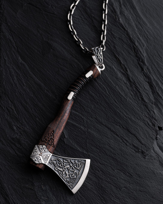Срібний кулон VIKING AX (кокоболо) / Кулони + 7