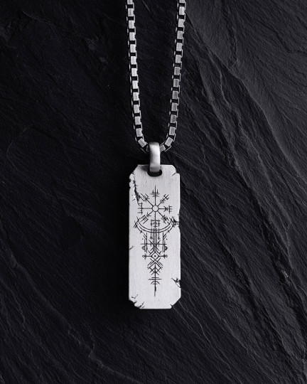 Срібний кулон VEGVISIR - рунічний компас / Кулони