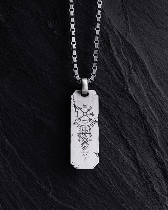 Срібний кулон VEGVISIR - рунічний компас / Кулони