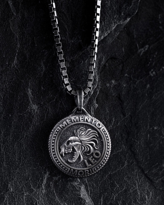Кулон Знак зодіаку - LEO. MEMENTO MORI (лев) / Кулони