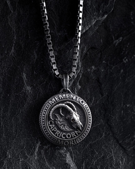 Кулон Знак зодиака - CAPRICORN. MEMENTO MORI (козерог)  / Кулоны