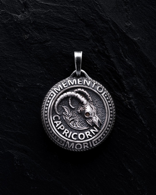 Кулон Знак зодиака - CAPRICORN. MEMENTO MORI (козерог) / Кулоны + 2