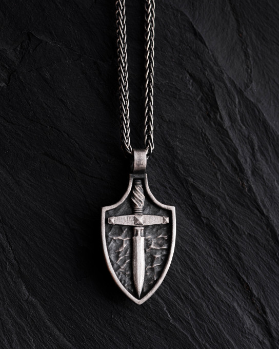 Серебряный кулон SWORD ON SHIELD / Кулоны