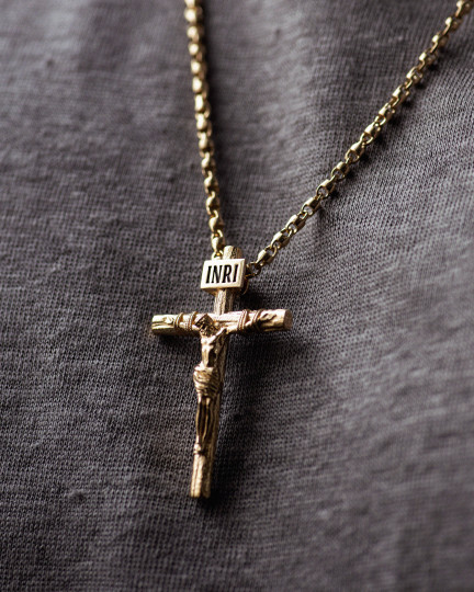 Крест в желтом золоте CRUCIFIXION of JESUS CHRIST M / Кулоны + 4