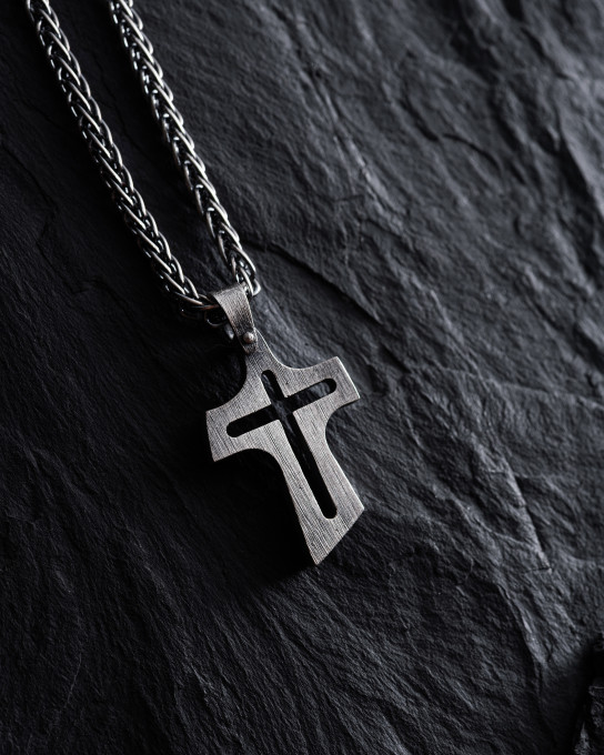 Серебряный крест BELIEF / Кулоны