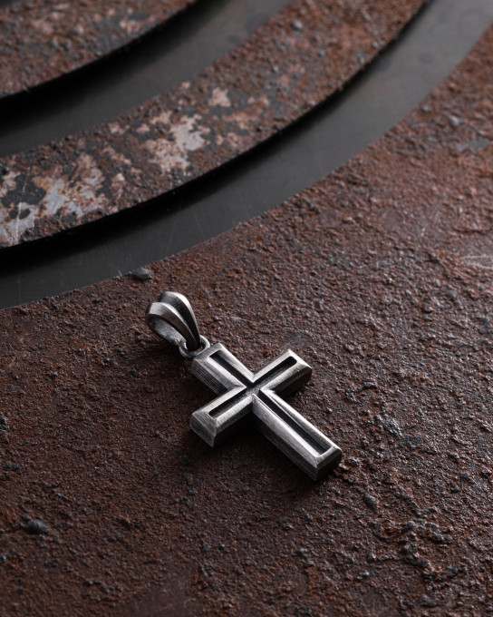 Срібний хрест BLESSED / Кулони + 6