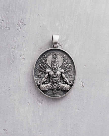 Серебряный кулон BUDDHA 7 CHAKRAS MEDITATION / Кулоны + 3
