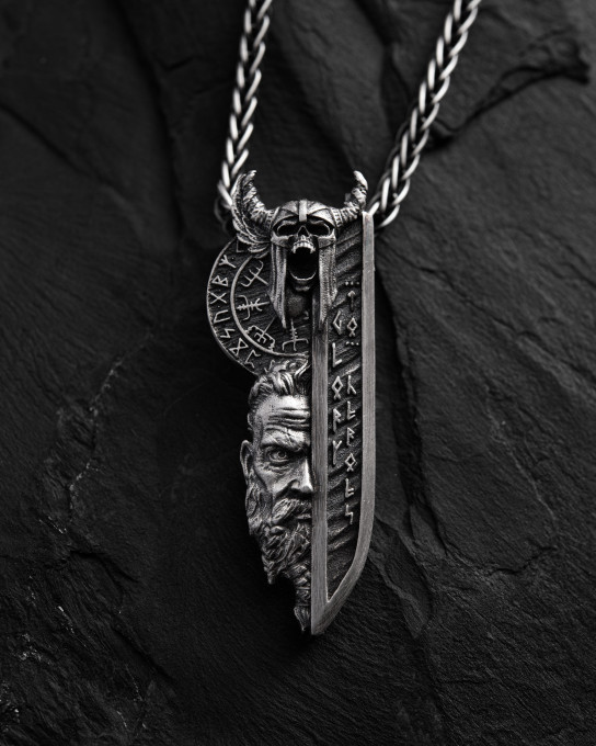 Серебряный кулон VIKING. FORFEDRENES KRAFT / Кулоны + 4