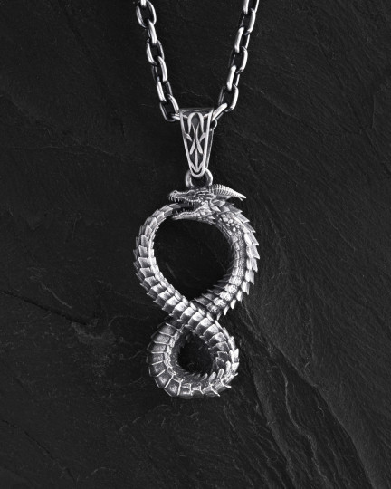 Серебряный кулон OUROBOROS / Кулоны