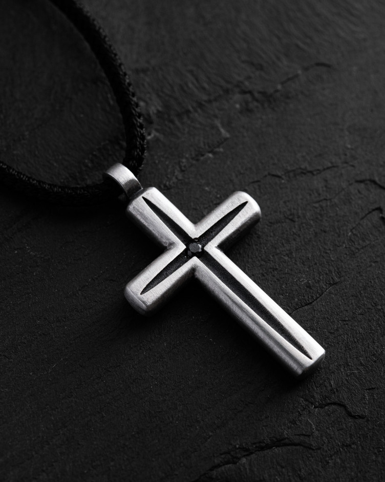 Серебряное кольцо LUMEN FIDEI. BLACK STONES