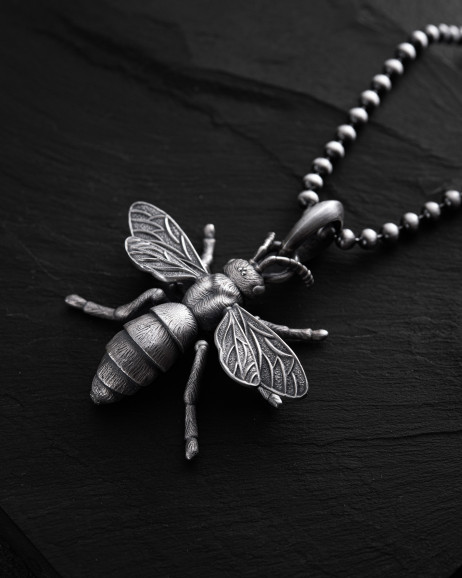 Silver pendant BEE