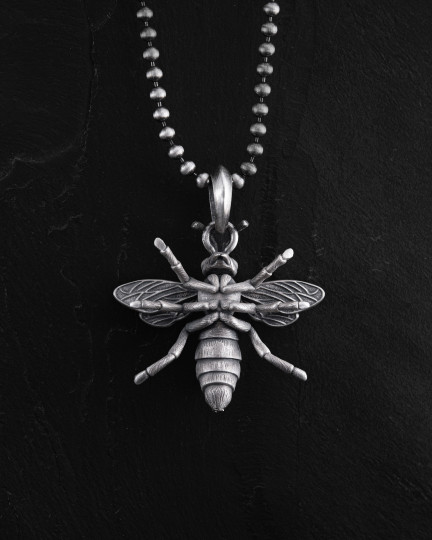 Серебряный кулон BEE / Кулоны + 4