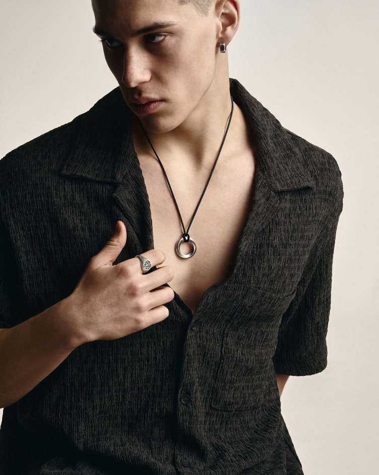 Silver pendant INFINITE LOOP (on cord) 2