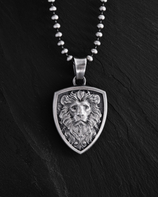 Срібний кулон THE WISDOM OF THE LION / Кулони