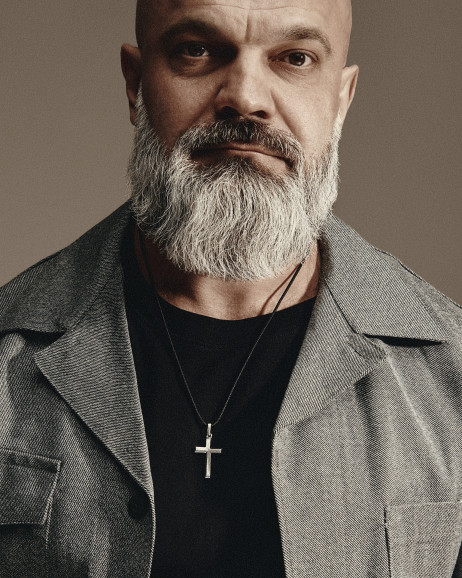Хрест REDEEMER в білому золоті 2