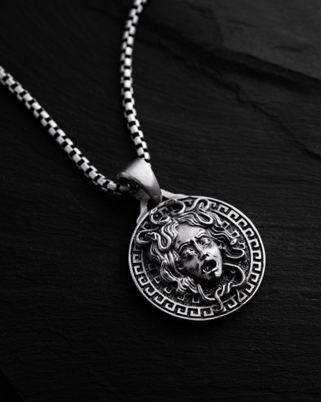 Серебряный кулон GORGON MEDUSA