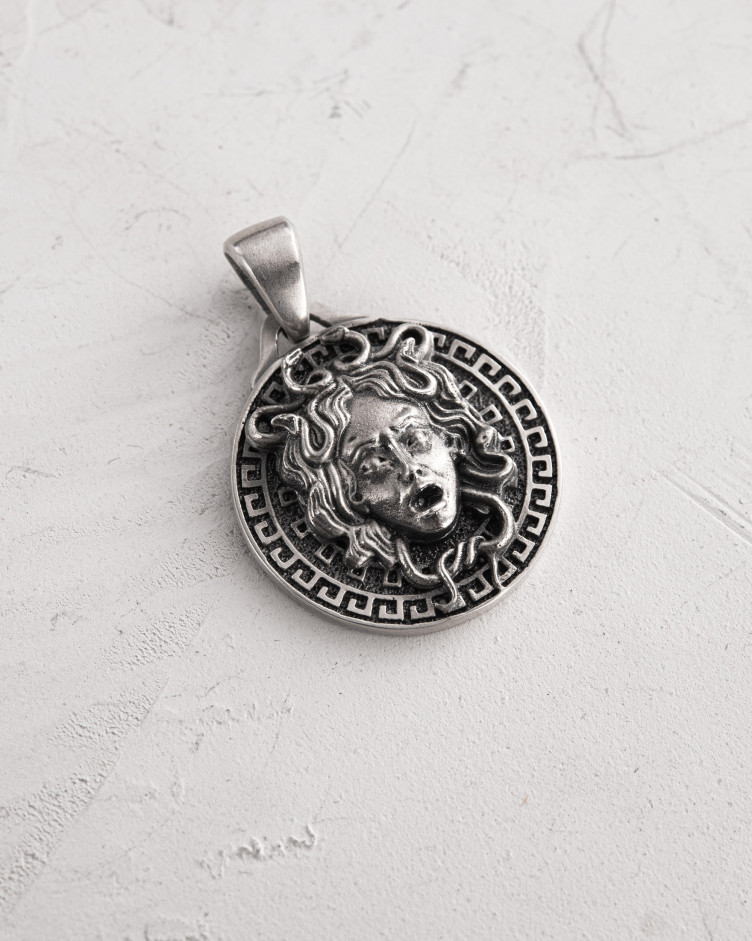Серебряный кулон GORGON MEDUSA 4