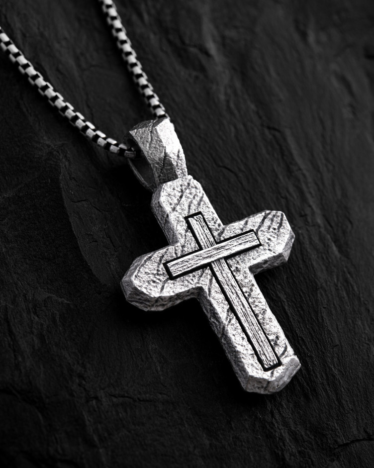 Срібний хрест CALVARY CROSS. IN GOD WE TRUST