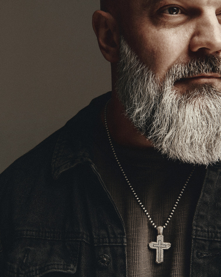 Серебряный крест CALVARY CROSS. IN GOD WE TRUST 3