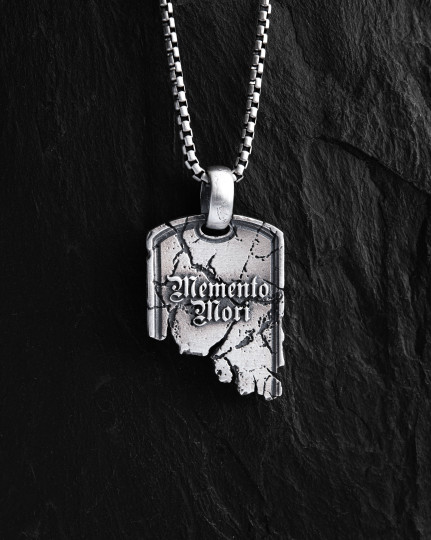 Серебряный кулон SCRIPTUM. MEMENTO MORI / Кулоны + 4
