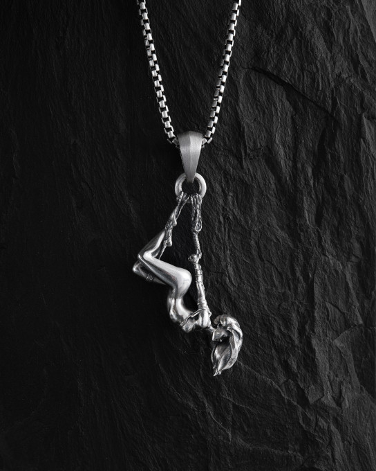 Серебряный кулон SHIBARI GIRL / Кулоны