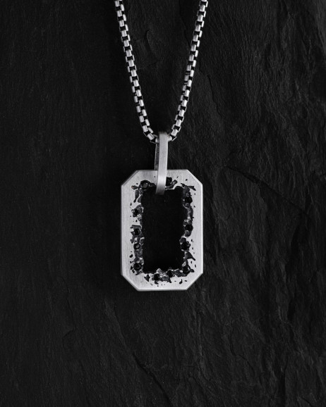 Срібний кулон VINDUE. BLACK STONES / Кулони