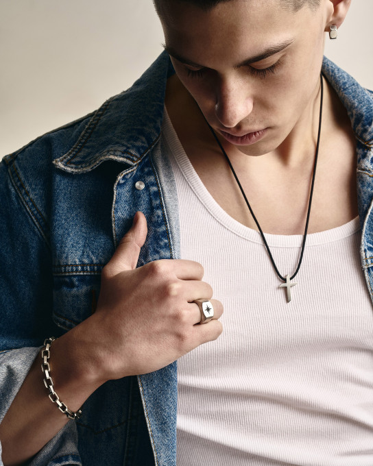 Шелковый шнурок с серебряными вставками / Цепочки + 4