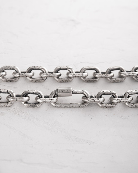 Silver chain IMPRINT 4