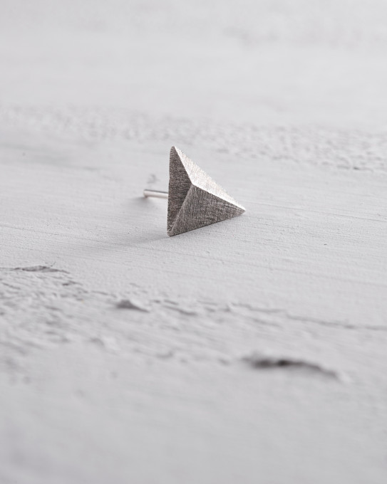 Срібна моносережка PYRAMID / Сережки + 5