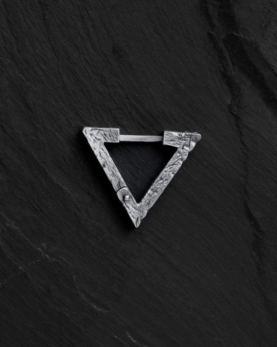 Серебряная моносерьга RISK / Серьги