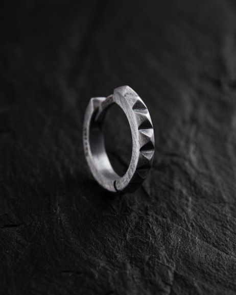 Срібна сережка - кільце HARD 5