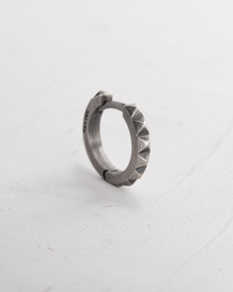 Срібна сережка - кільце HARD 7