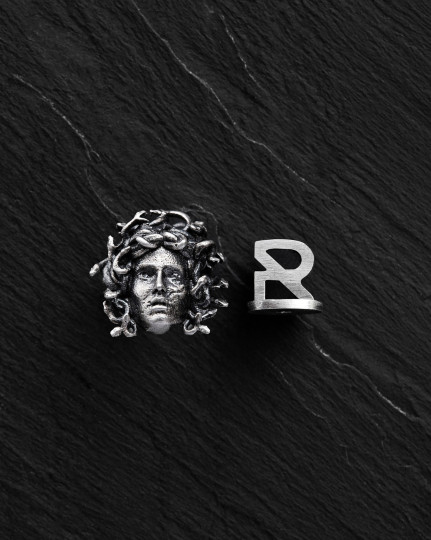 Срібна моносережка MEDUSA GORGON / Сережки