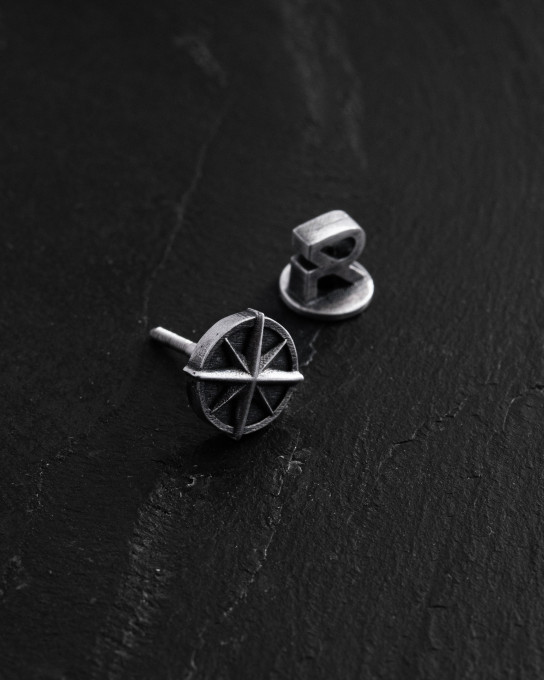 Срібна моносережка COMPASS / Сережки + 3