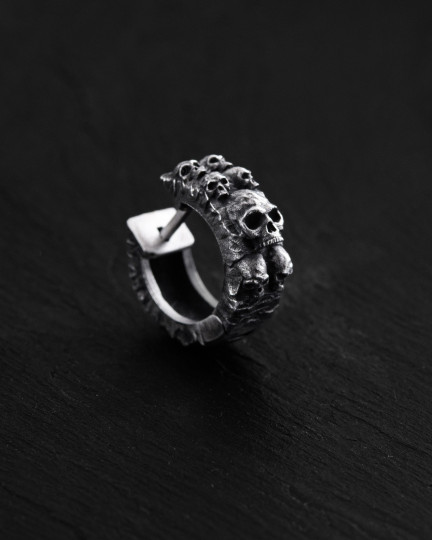 Серебряная моносерьга DREAD / Серьги