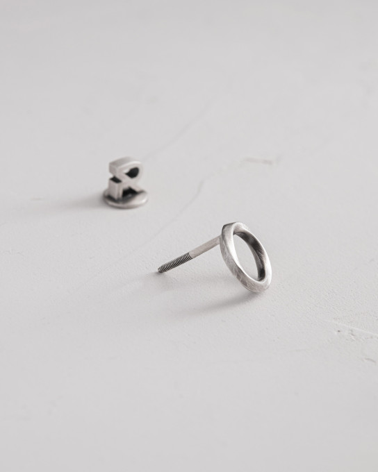 Срібна моносережка MÖBIUS / Сережки + 6
