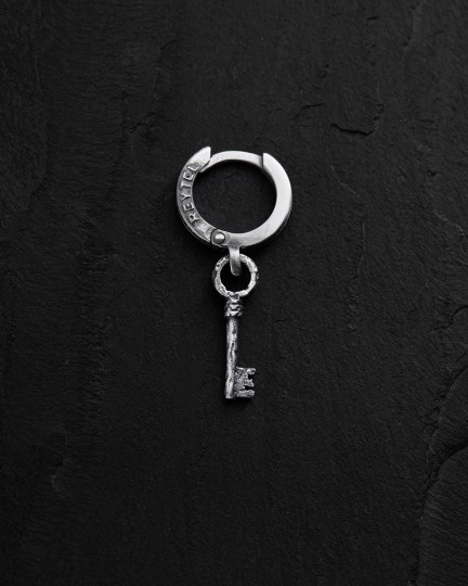Серебряная моносерьга KEY / Серьги