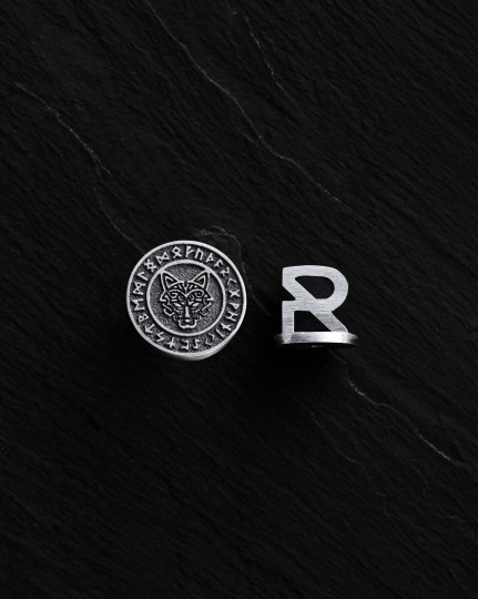 Серебряная моносерьга WOLF. RUNES / Серьги
