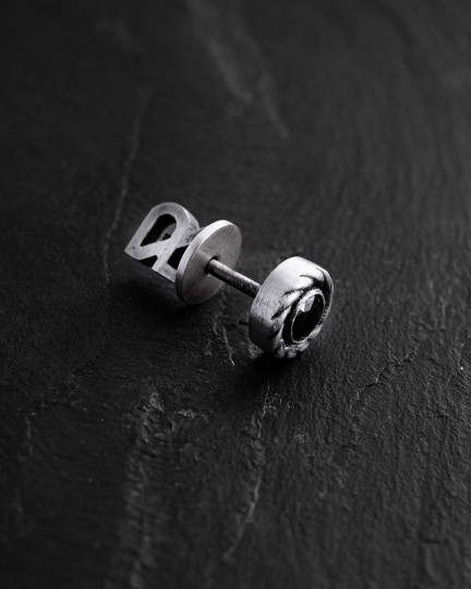Срібна моносережка REEKS. BLACK STONE / Сережки + 3