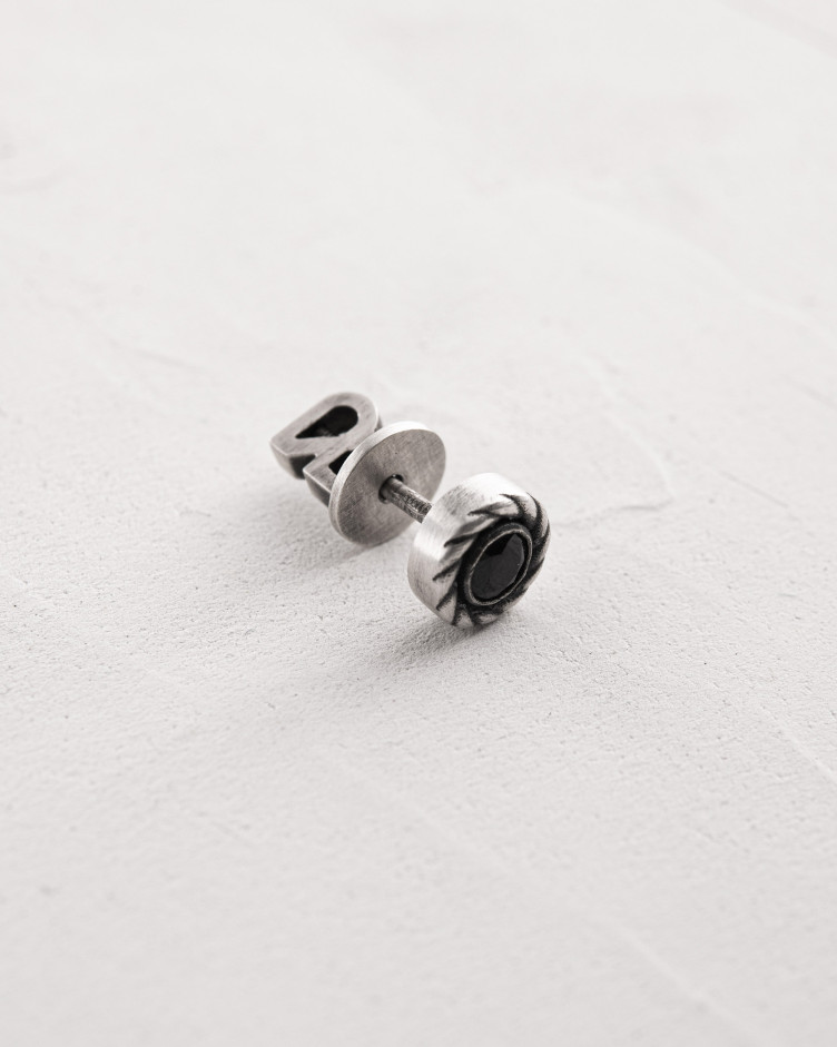 Серебряная моносерьга REEKS. BLACK STONE 3
