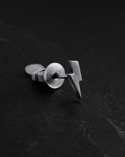 Серебряная моносерьга LIGHTNING / Серьги + 3