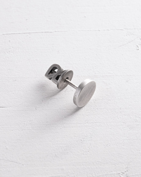 Silver single earring PUNKT 7