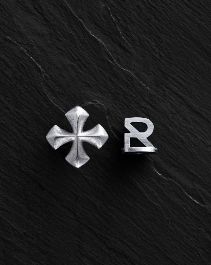 Срібна моносережка CROSS PATTÉE / Сережки