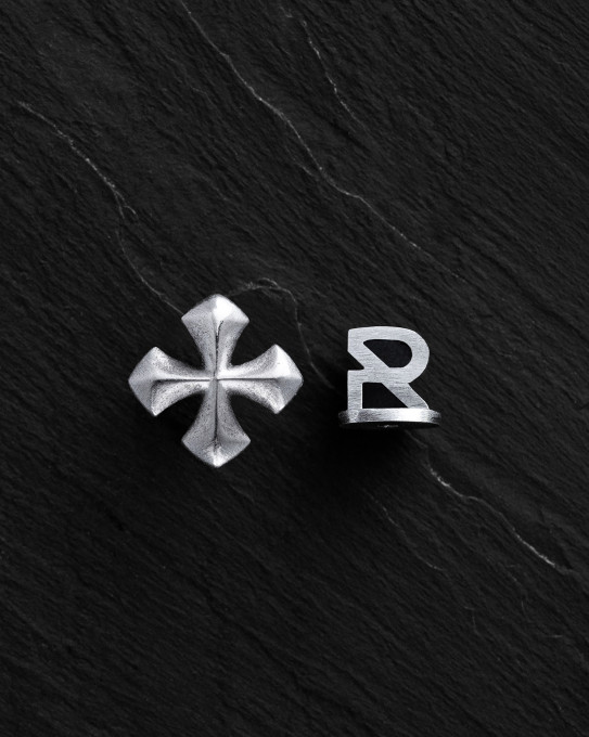 Срібна моносережка CROSS PATTÉE / Сережки