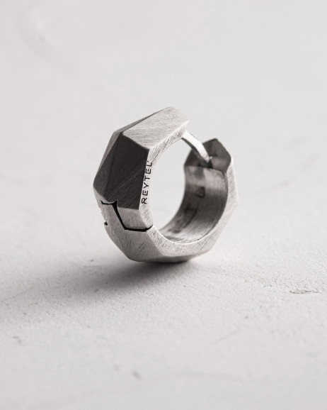 Серебряная моносерьга FACETS 2