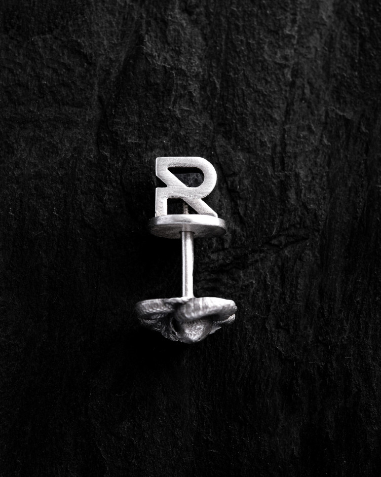 Серебряная моносерьга MORTE SERPENS 2